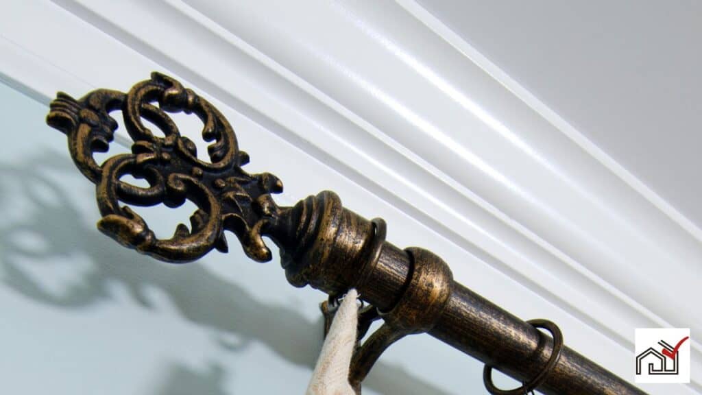 Curtain rod in brackets at a distance