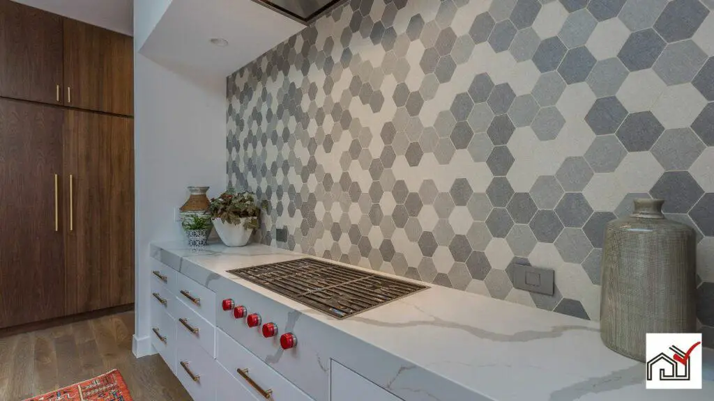 backsplash with grout