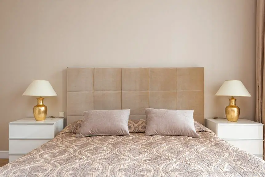 headboard placement and wall