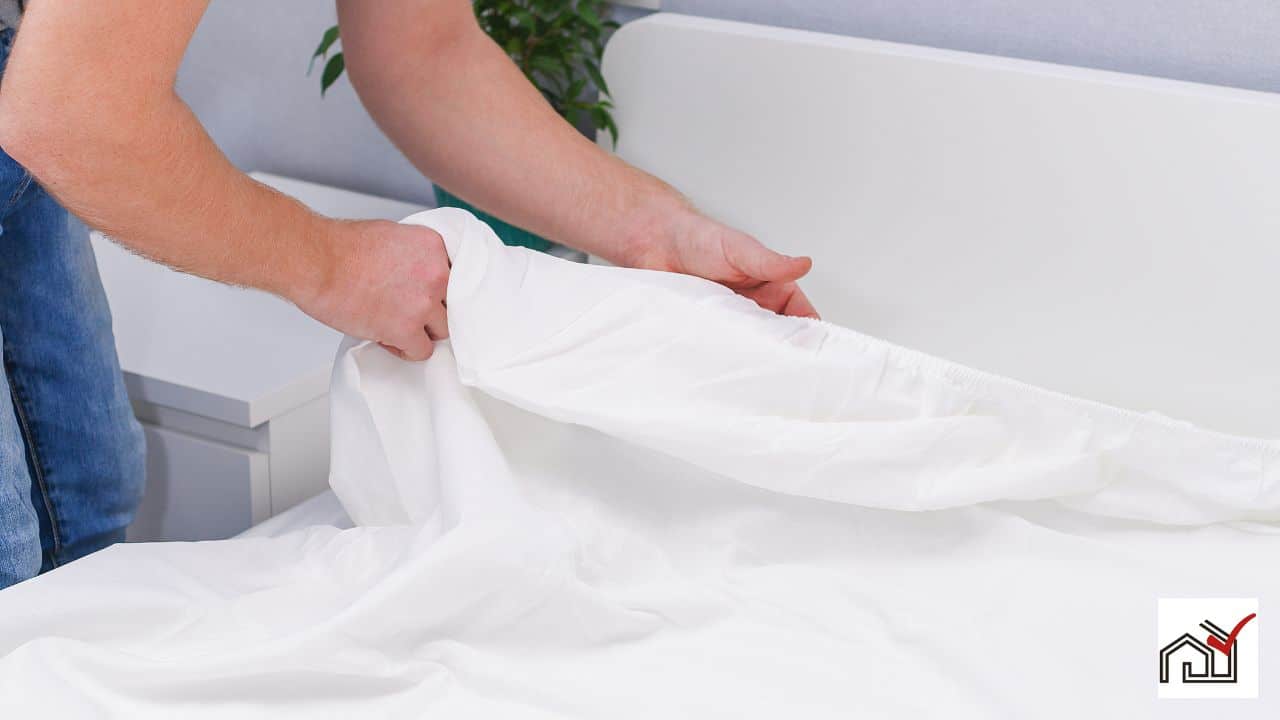 What Are the Pros and Cons of Linen Sheets?